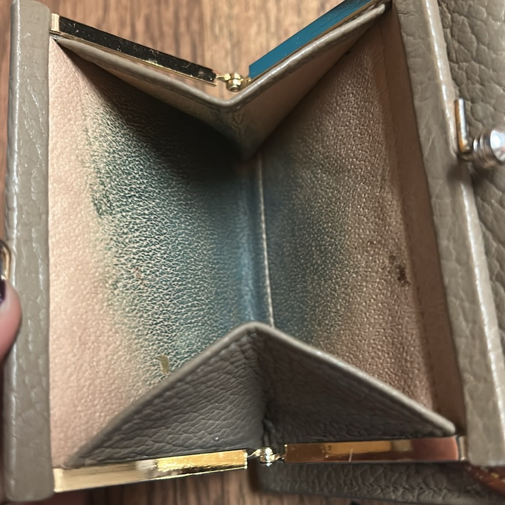 Dooney &Bourke Leather Wallet with Brown Trim - Picture 6 of 8